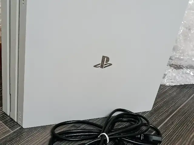 Игровая приставка Sony playstation 4 pro 1TB 4k 13.52, Душанбе