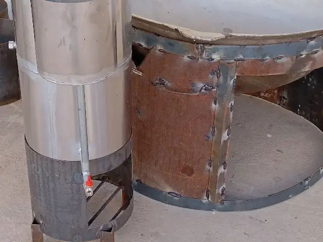 Казан с самоваром, Кӯлоб
