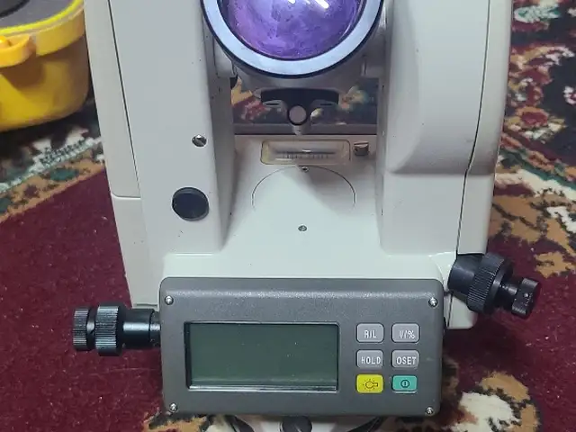 Теодолит строительный, Худжанд