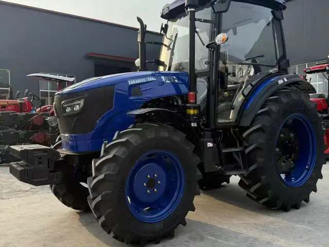 Трактор LF 1204, Душанбе