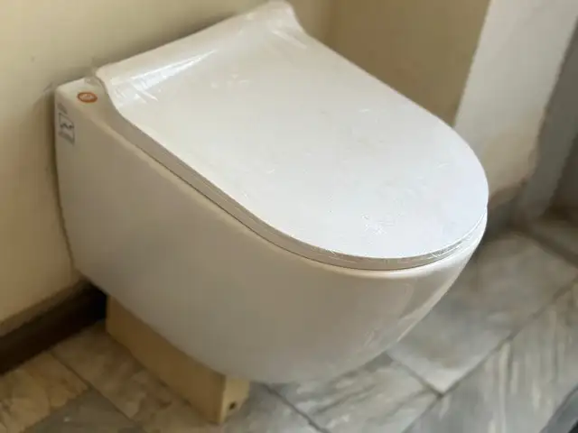 Подвесной унитаз, Душанбе
