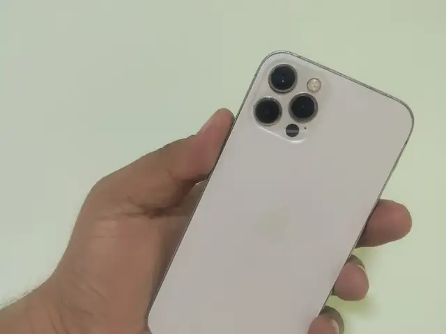 Apple IPhone 12 pro, Хуҷанд