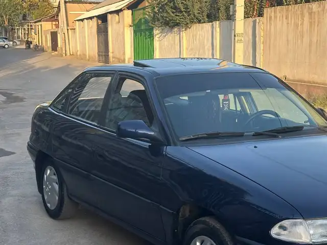 Opel Astra F