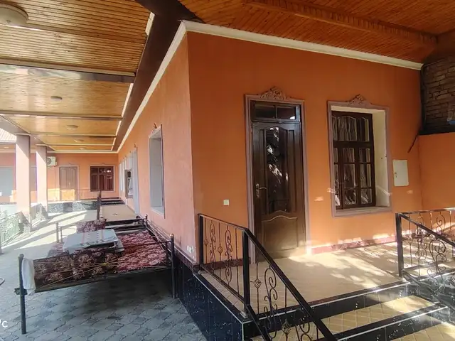 1 этажн. 6-комн. дом, 13 соток, Ҷамоат Унҷи, кучаи Лаби Ҳавз 5, Хуҷанд