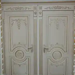 Двери Эмайл, Душанбе