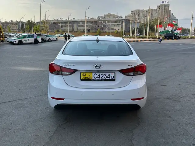 Hyundai Avante, 2014, Душанбе - 11