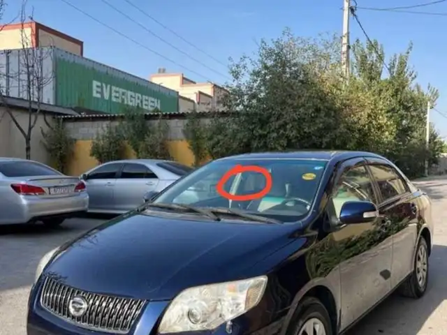 Лобовое стекло от Toyota Axio, Душанбе