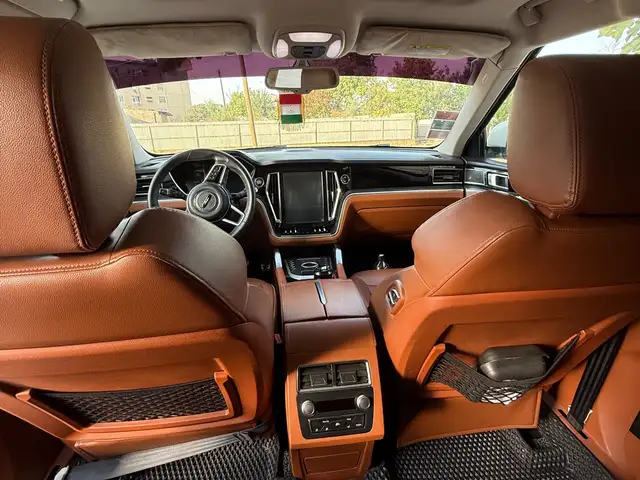 Zotye T700, 2017, Ваҳдат - 8