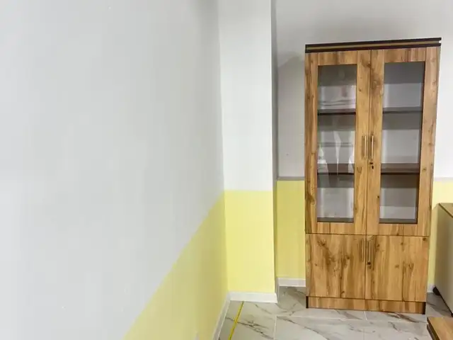 Стол и шкаф в комплекте, Душанбе