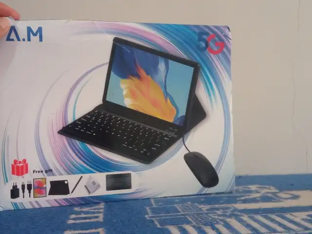 Планшет Q101 Бо Памяти 512GB Камера 32MP, Ховалинг