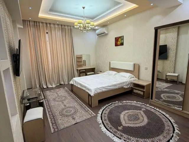 3-комн. квартира, 5 этаж, 136м², Сомони, ЦУМ, Душанбе