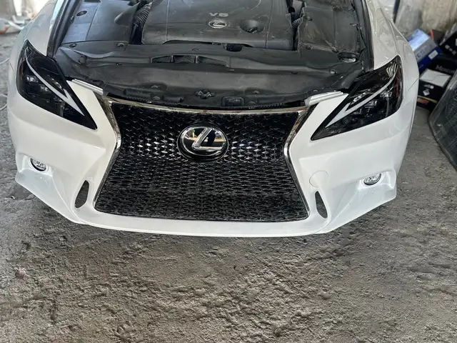 Бампер на Lexus is 250, Душанбе