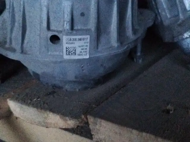 Подушка двигателя W205, Душанбе