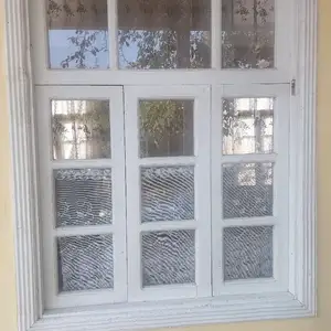 Окна, Канибадам
