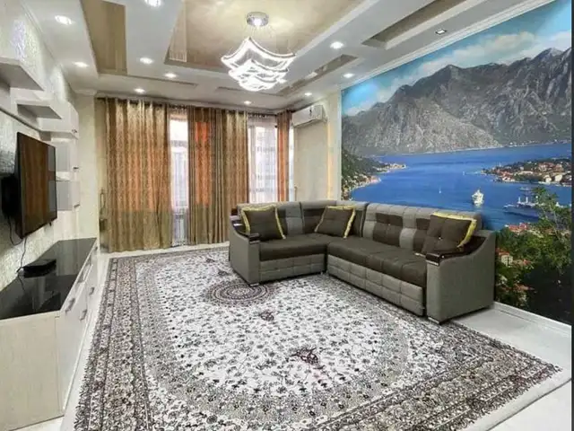 2-комн. квартира, 4 этаж, 70м², дом печать, Душанбе