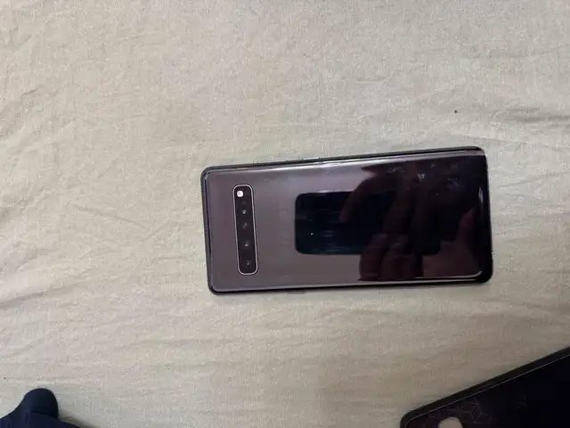 Samsung Galaxy S10, Душанбе