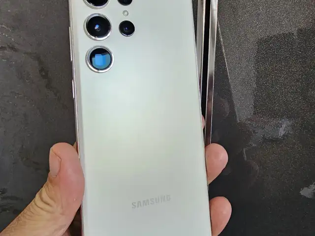 Samsung Galaxy S23 Ultra 12/256Gb Carea 5G 2sim silver, Хуҷанд
