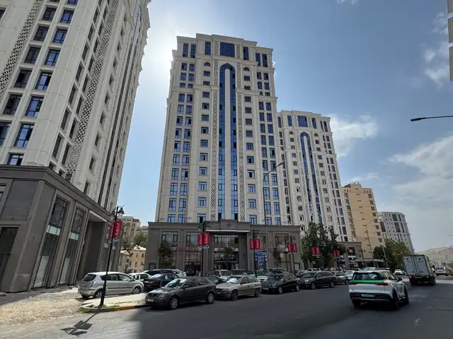4-комн. квартира, 13 этаж, 136 м², И. Сомони, Душанбе