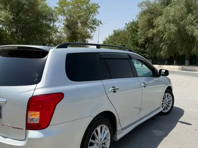 Toyota Fielder