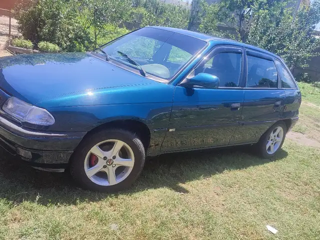 Opel Astra F