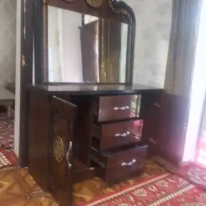Прихожая, Вахдат