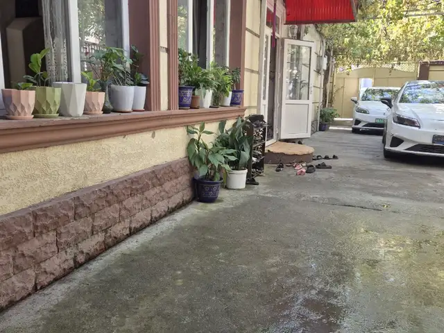 1 этажн. 7-комн. дом, 5 соток, Мохи нав, Душанбе
