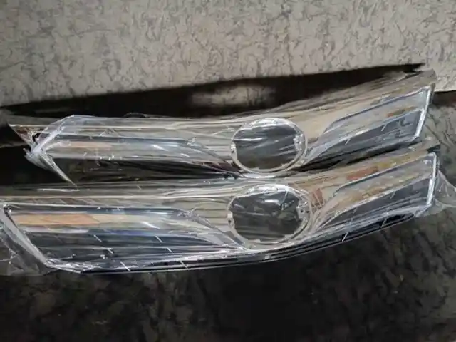 Облицовка от Toyota Camry 3 XLE, Душанбе