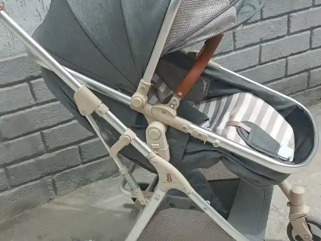 Коляска, Душанбе