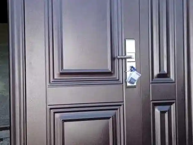 Железная дверь, Душанбе