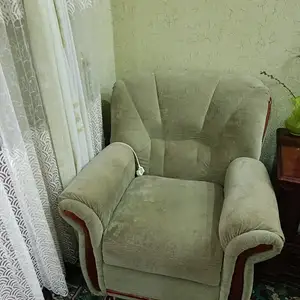 Угловой диван с креслами, Худжанд