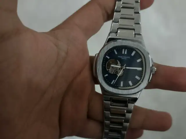 Часы Patek Philippe Geneve, Хуҷанд