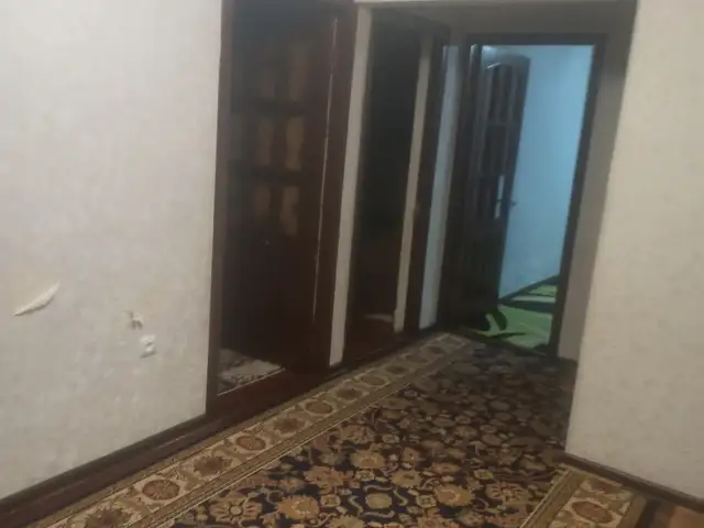 5-комн. квартира, 3 этаж, 75м², Алишер навои 35 кв 82, Душанбе