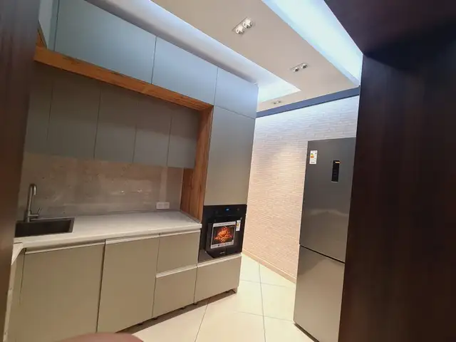 5-комн. квартира, 3 этаж, 118 м², 4мкр, 6 дом, Турсунзода - 6