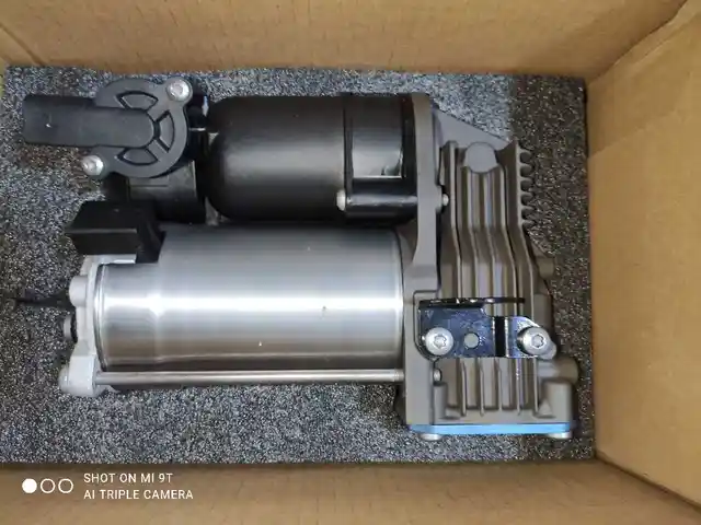 Пневмокомпрессор Mercedes W221 S-Class, Душанбе