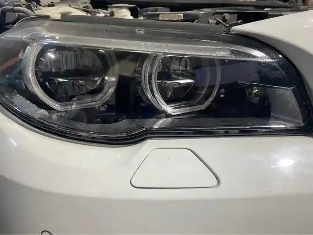 Фары от BMW, Худжанд