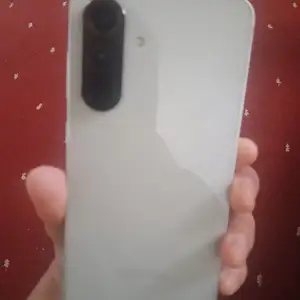 Samsung Galaxy A56, Леваканд (Сарбанд)