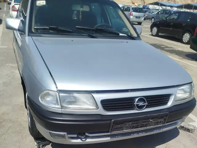 Opel Astra F