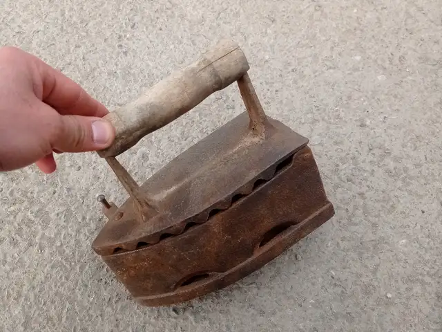 Угольный утюг, Худжанд