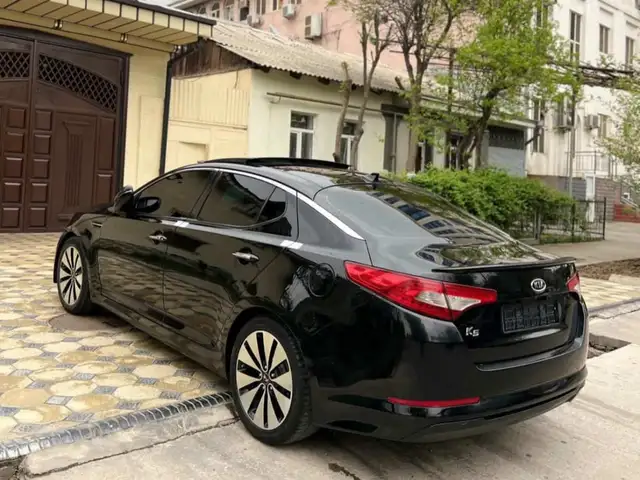 Kia K5
