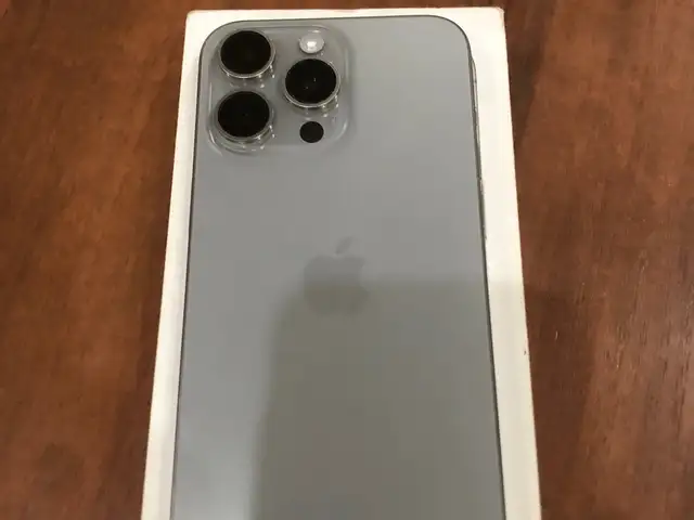 Apple iPhone 15 Pro Max, 256 gb, Natural Titanium, Худжанд