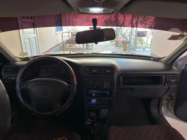 Opel Vectra A
