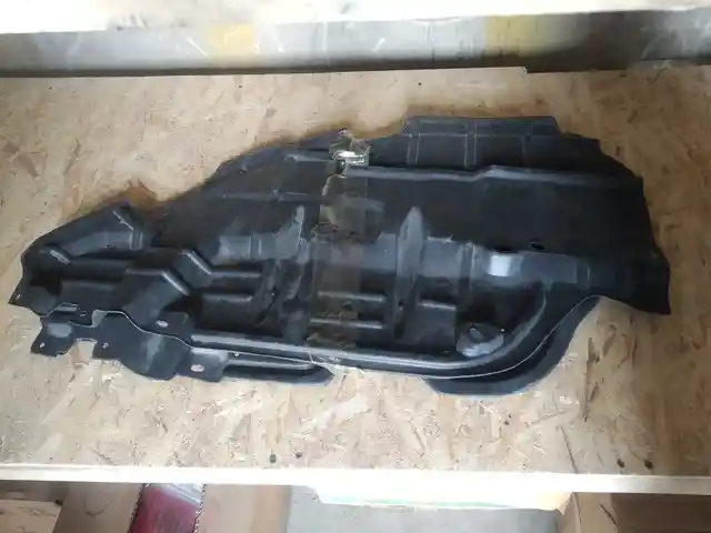Защитник от Toyota Camry 5, Душанбе