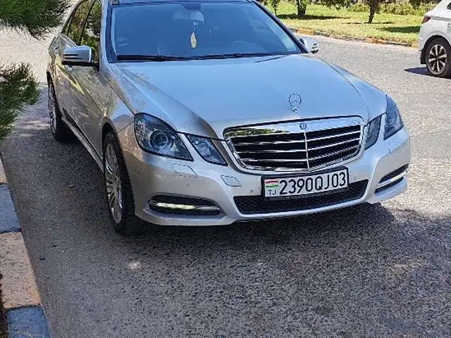 Mercedes-Benz E class