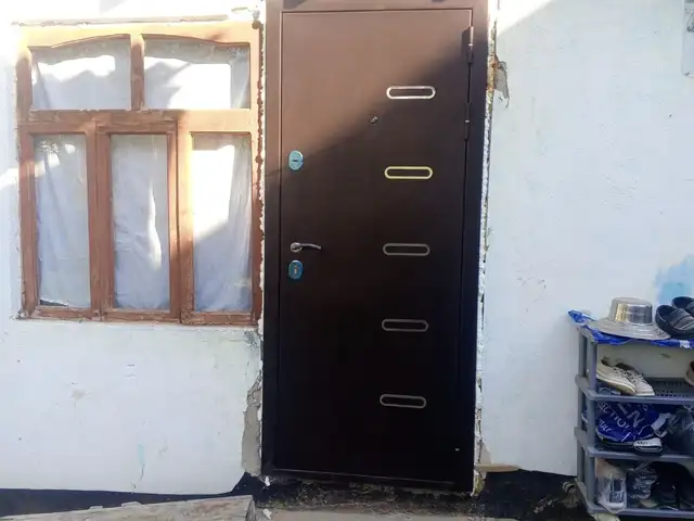 Входная дверь, Душанбе