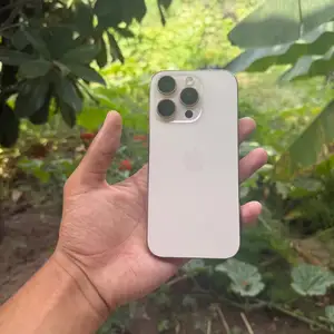 Apple iPhone 16 Pro, 256 gb, Desert Titanium, Душанбе