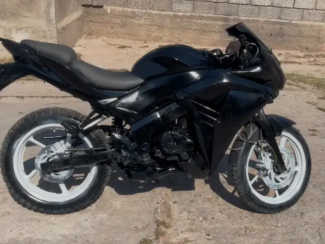 Мотоцикл 250 куба, Турсунзаде