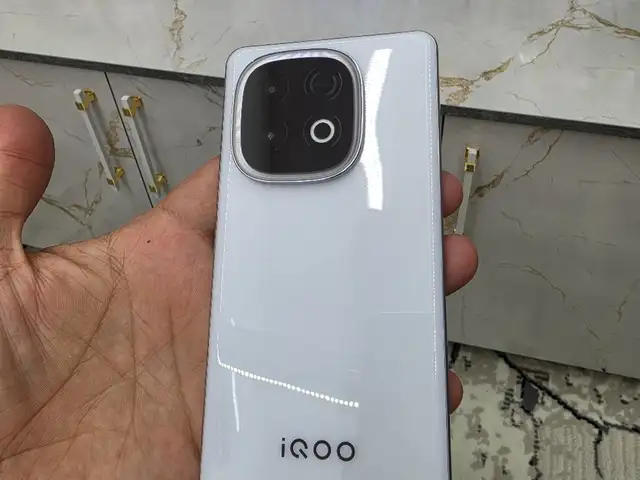 Vivo iQoo z10 Turbo Pro + 12+12/256Gb, Бохтар (Курган-Тюбе)