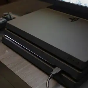 Игровая приставка Sony PlayStation 4 pro 1TB 6.99, Душанбе