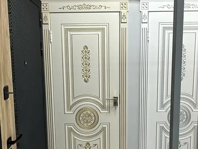 Дверь, Душанбе