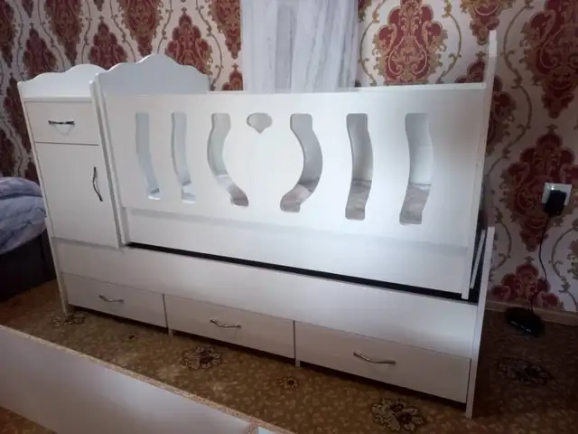 Колыбель со шкафом, Душанбе